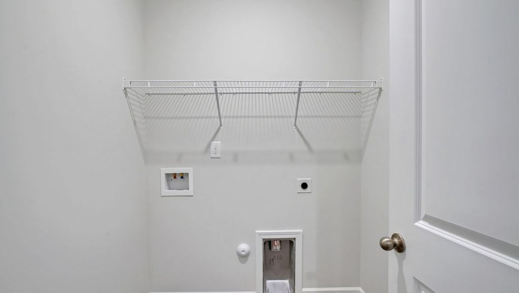 Image 24 representing the ARIA by D.R. Horton in Bella Point, Bolivia, NC.