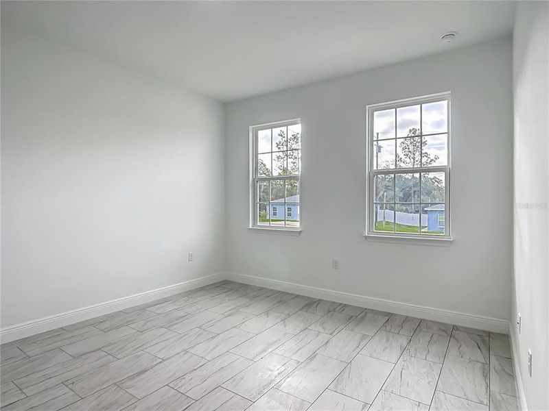 Spacious, unfurnished interior of a new home in , Citrus Springs (Image 22).