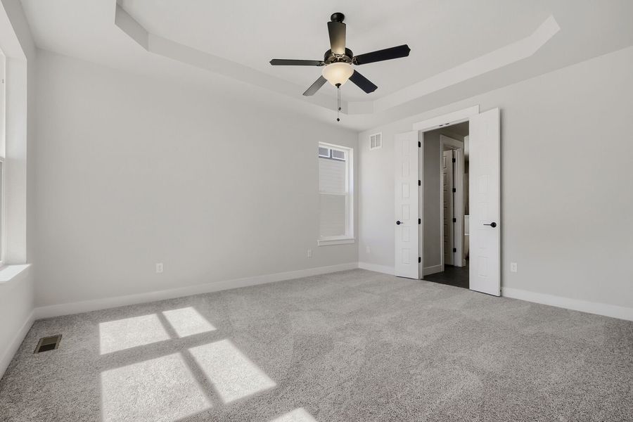 8688 Long Beach - Primary Bedroom