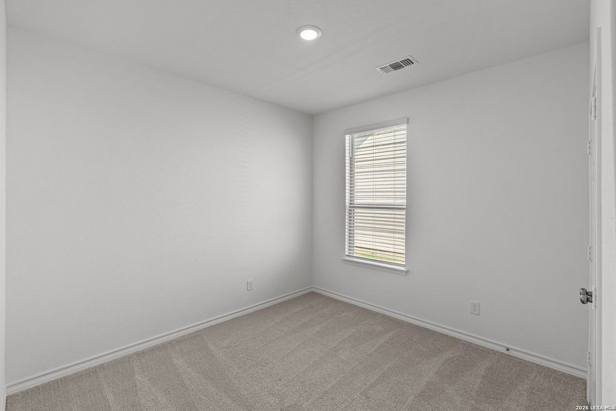 Spacious, unfurnished interior of a new home in Nopal Valley, San Antonio (Image 21). Spacious, unfurnished interior of a new home in Nopal Valley, San Antonio (Image 21).