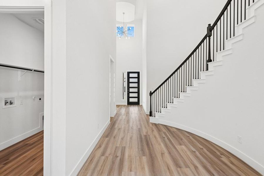 Spacious, unfurnished interior of a new home in Blackhawk, Pflugerville (Image 33).