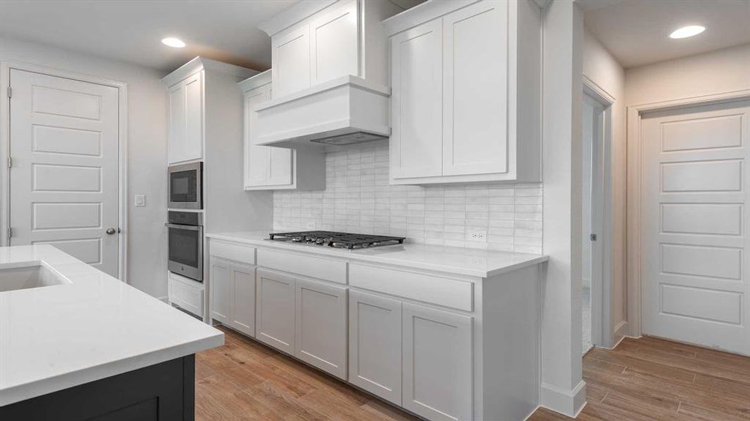 Furnished interior view inside a new home in Meraki, Forney (Image 9).