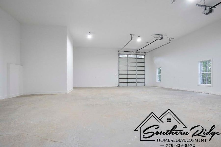 Spacious, unfurnished interior of a new home in , Roopville (Image 10).
