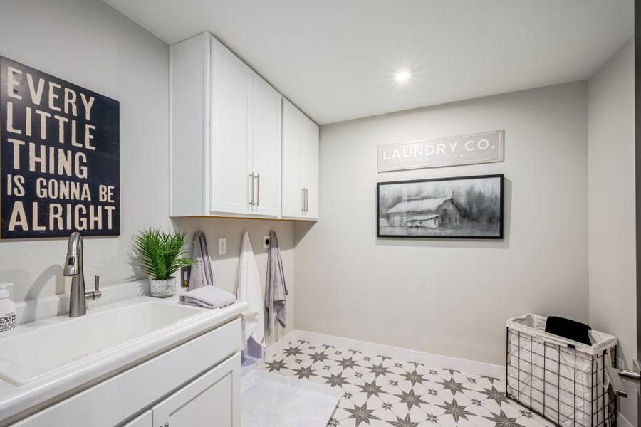 Representative furnished interior of a home built from the Leland by Fischer Homes in Hidden Fields, Hoschton (Image 36).