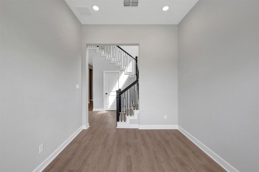 Spacious, unfurnished interior of a new home in Pomona - Reserve Collection, Manvel (Image 23).