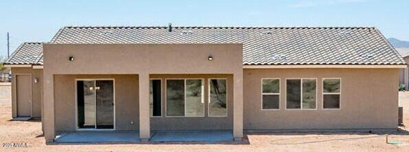 1750 - rear porch 1750 - rear porch