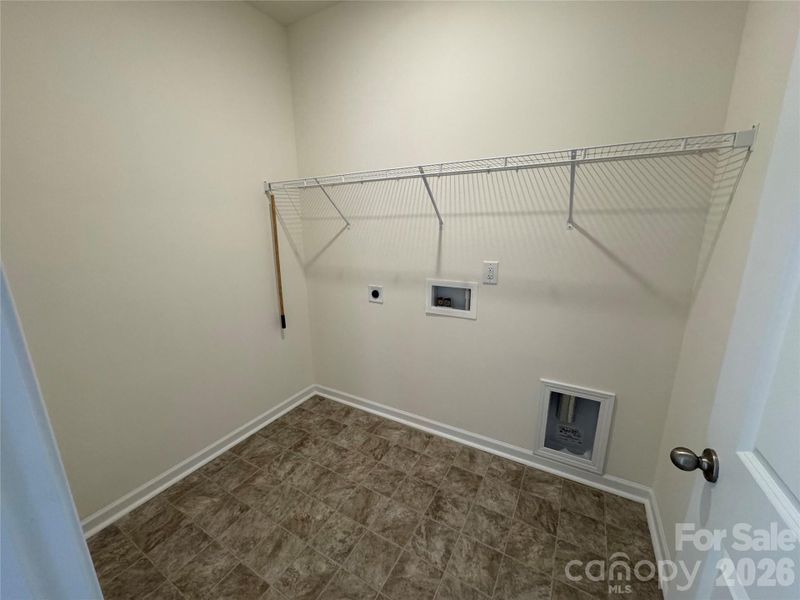 Spacious, unfurnished interior of a new home in McFarland Estates, York (Image 20).