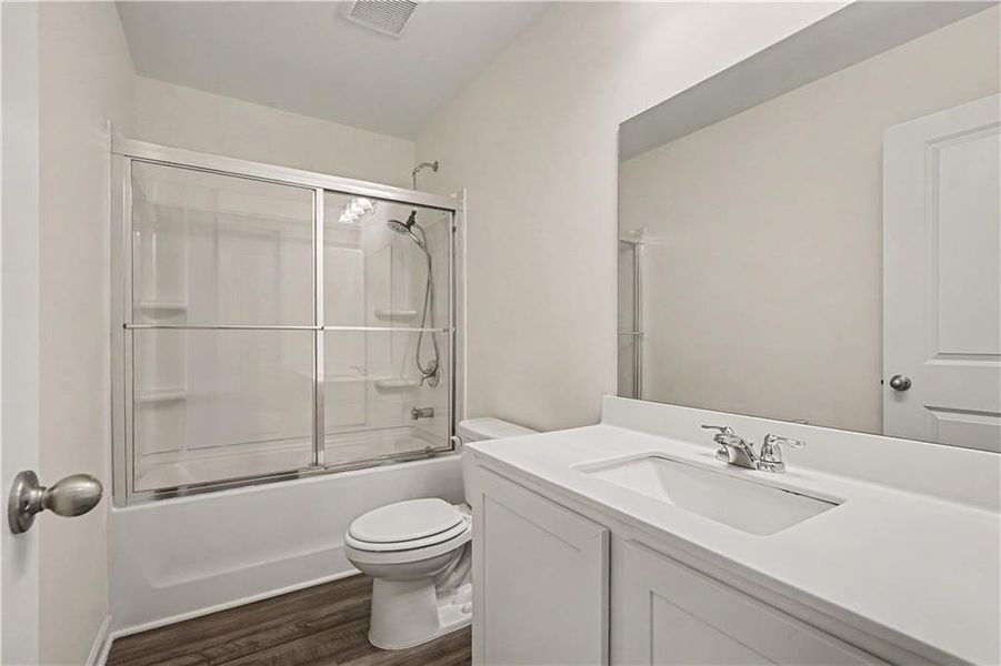 Furnished interior view inside a new home in Casteel, Bethlehem (Image 11).