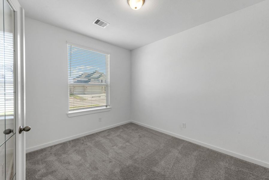 Spacious, unfurnished interior of a new home in Beacon Hill, Waller (Image 19).