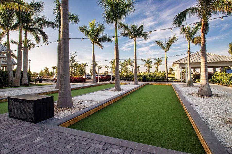 Community amenities in , Parrish (Image 63).