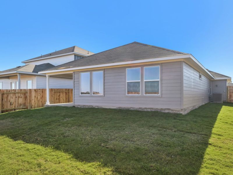Exterior details and patio area of a home in Waterstone Crossing, Kyle (Image 3).