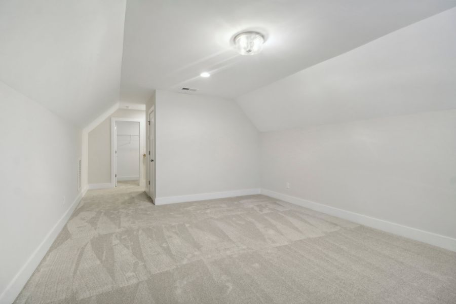 Representative unfurnished interior of a home built from the Ariel II by Great Southern Homes in Collins Cove, Chapin (Image 53).