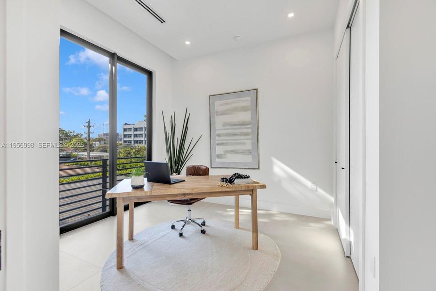 Furnished interior view inside a new home in , Miami (Image 52).