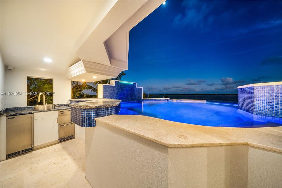 Exterior details and patio area of a home in , Key Largo (Image 35).