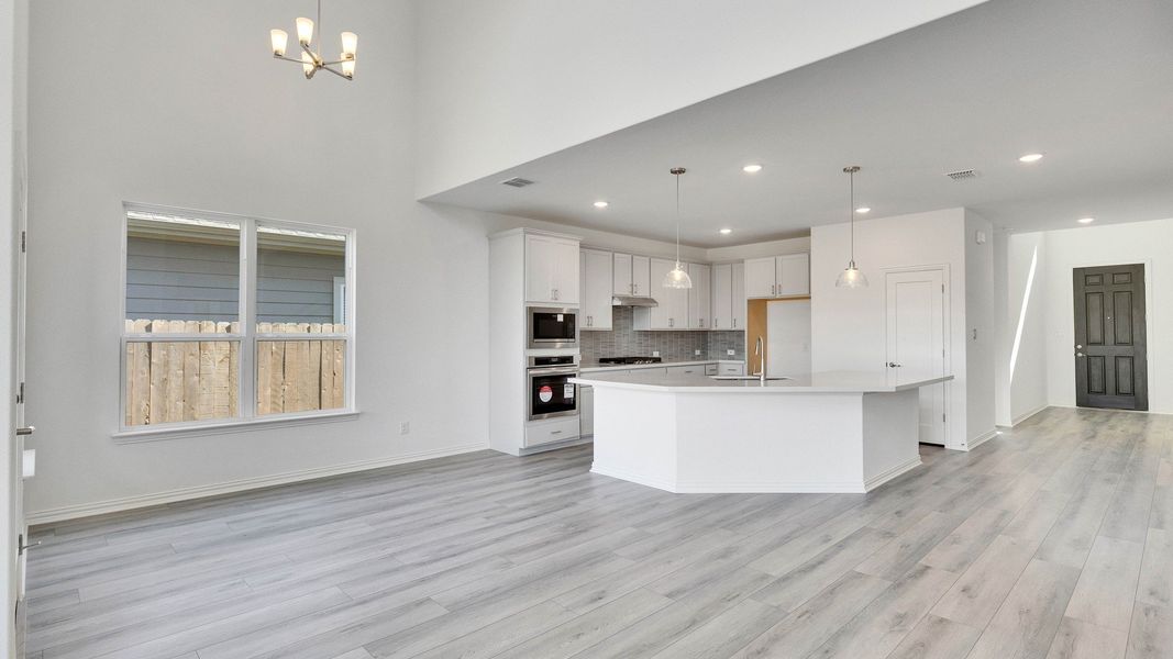 Furnished interior view inside a new home in Spring Creek, Taylor (Image 7).