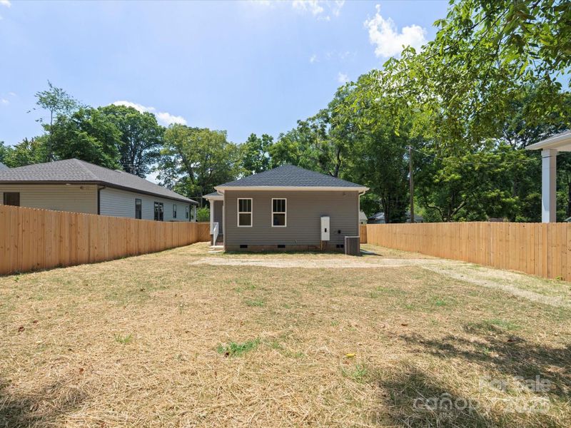 Exterior details and patio area of a home in , Charlotte (Image 4).