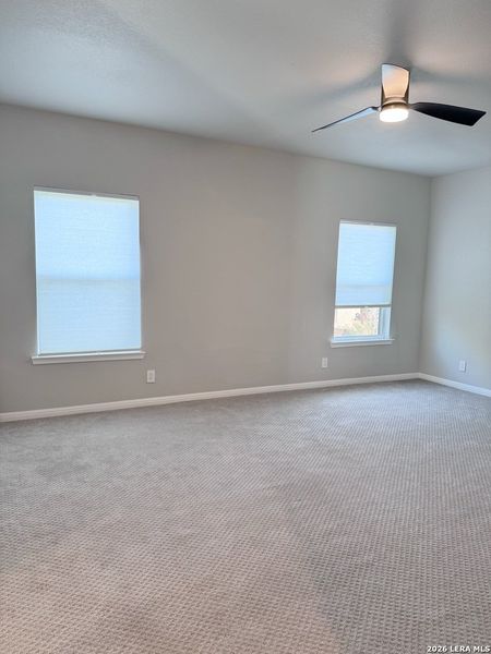 Spacious, unfurnished interior of a new home in , San Antonio (Image 21).