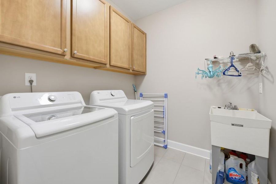 Furnished interior view inside a new home in , Hoschton (Image 36).