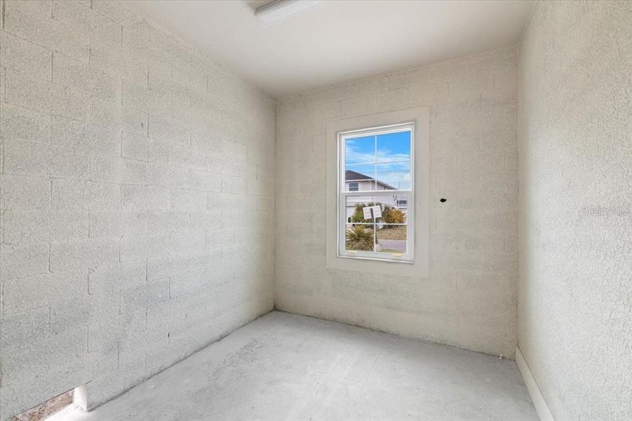 Exterior details and patio area of a home in , Hernando Beach (Image 12).