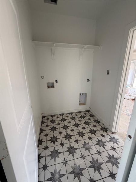 Image 7 of a home in Bridgeland 45', 50', 70'. Image 7 of a home in Bridgeland 45', 50', 70'.