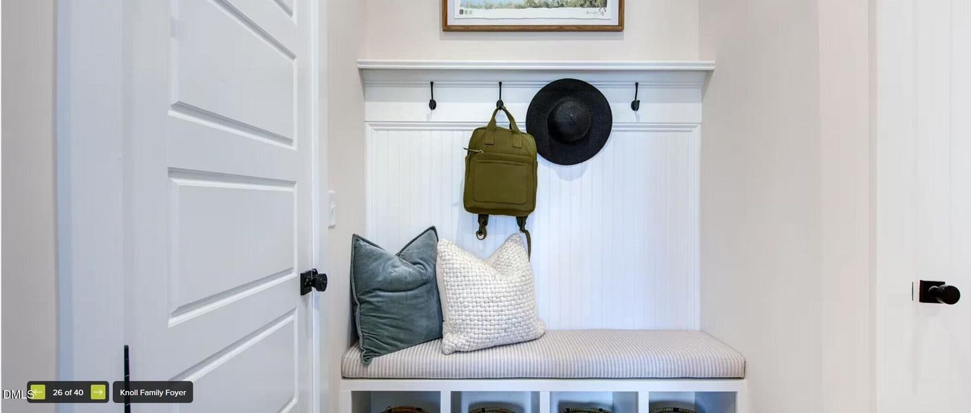 knoll family foyer