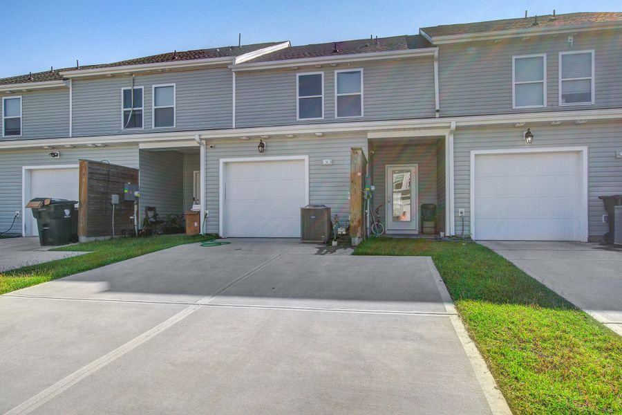 Image 16 of a home in . Image 16 of a home in .