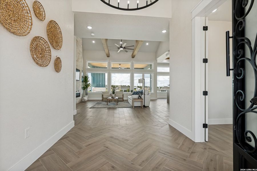 Furnished interior view inside a new home in , La Vernia (Image 26). Furnished interior view inside a new home in , La Vernia (Image 26).