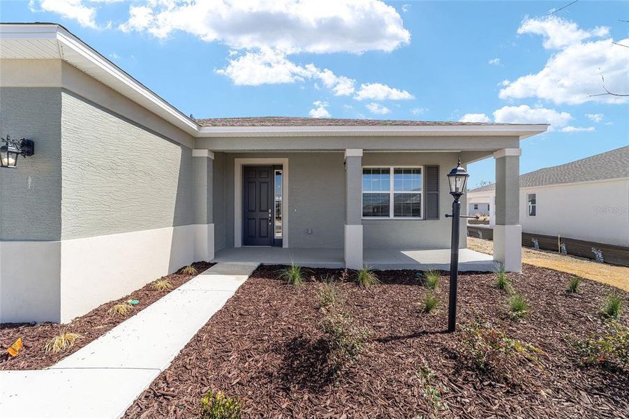 Exterior details and patio area of a home in , Ocala (Image 3).