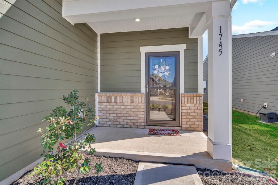 Exterior details and patio area of a home in Elizabeth, Fort Mill (Image 3).