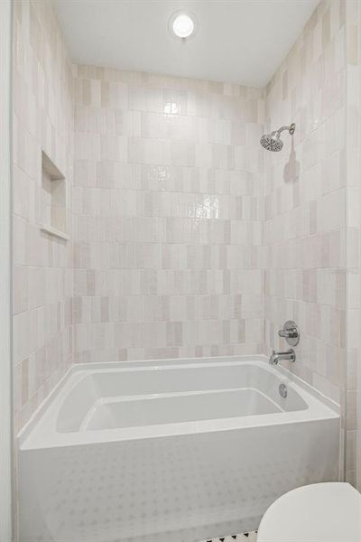 Close-up of interior finishes inside a home in , Tampa (Image 16).