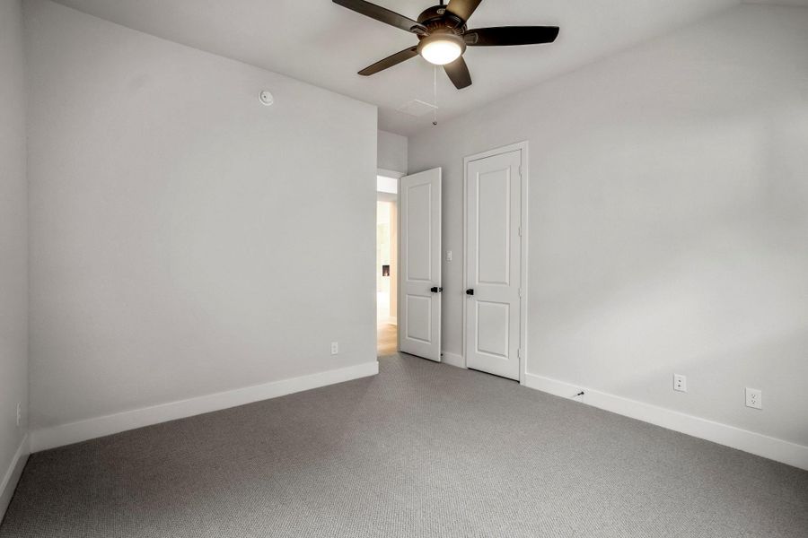 Spacious, unfurnished interior of a new home in ARTAVIA, Conroe (Image 30).