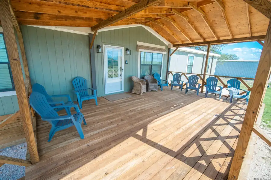 Community amenities in , Alice (Image 25).