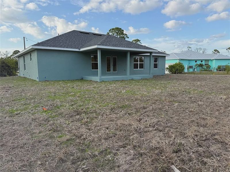 Exterior details and patio area of a home in Rotonda, Rotonda West (Image 20).