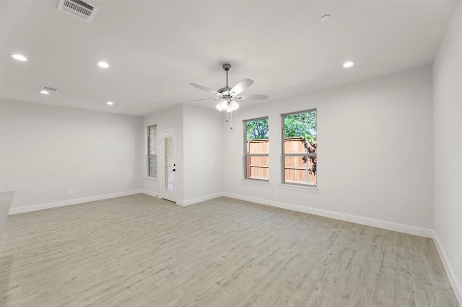 08. 6945 Mustang - Family 08. 6945 Mustang - Family