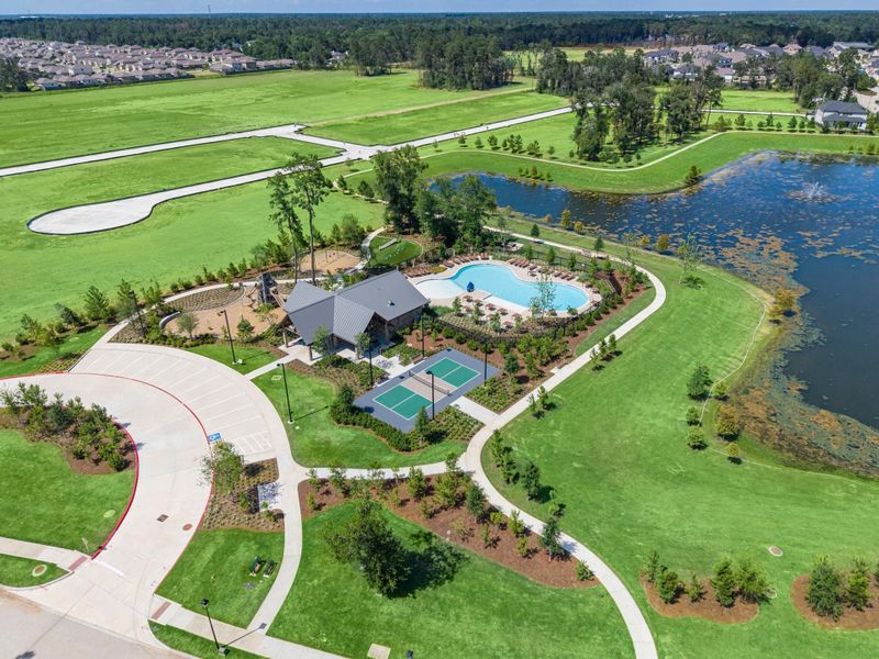 Community amenities in Barton Creek Ranch, Conroe (Image 36).