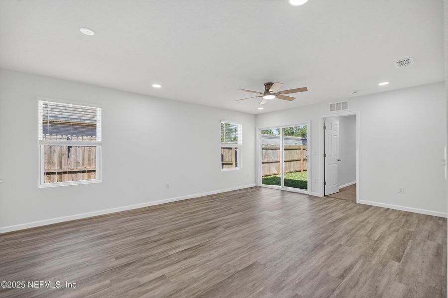Spacious, unfurnished interior of a new home in , Jacksonville (Image 23). Spacious, unfurnished interior of a new home in , Jacksonville (Image 23).