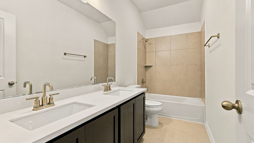 Furnished interior view inside a new home in Wildflower Ranch, Fort Worth (Image 10).