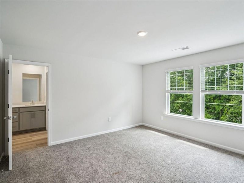 Spacious, unfurnished interior of a new home in , Conyers (Image 17).