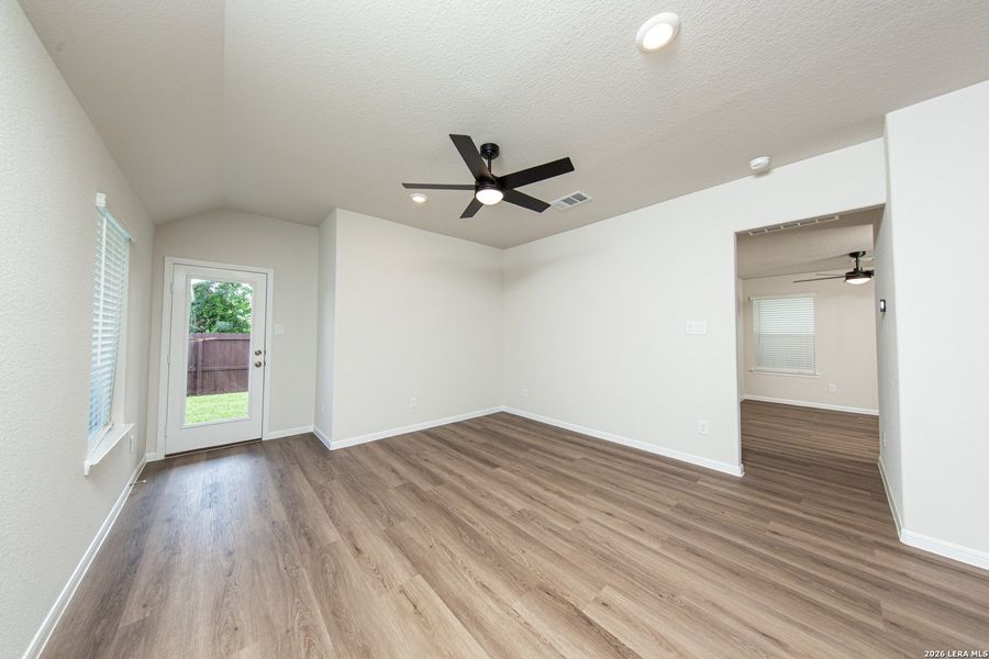 Spacious, unfurnished interior of a new home in Applewhite Meadows, San Antonio (Image 7). Spacious, unfurnished interior of a new home in Applewhite Meadows, San Antonio (Image 7).