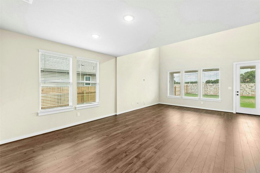 Spacious, unfurnished interior of a new home in East View Farms, Georgetown (Image 29).