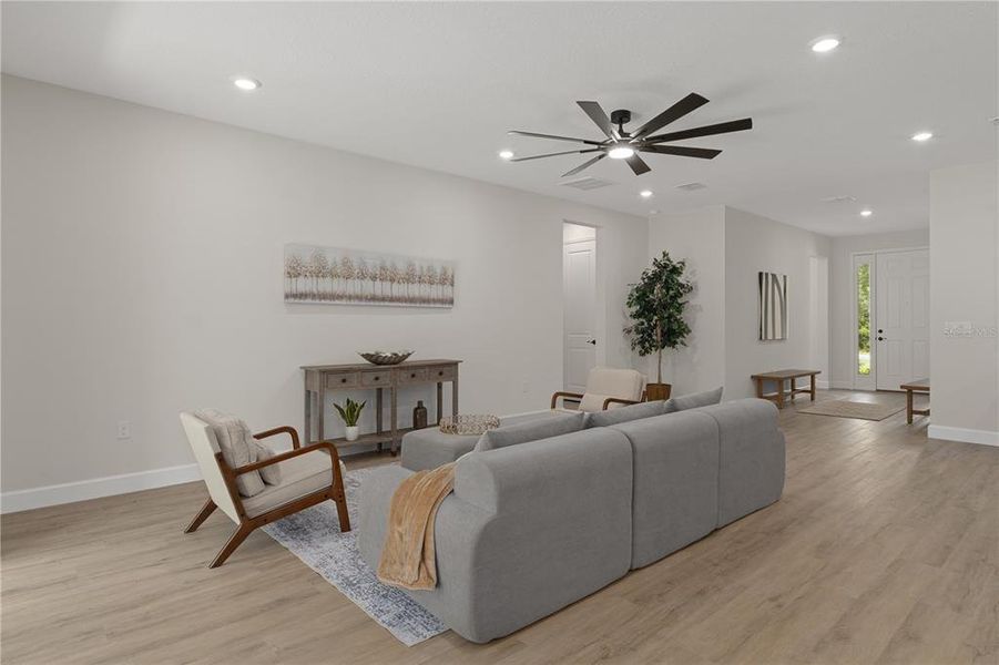 Furnished interior view inside a new home in , Dunnellon (Image 9).