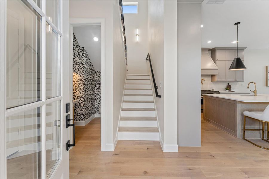 Image 33 of a home in .