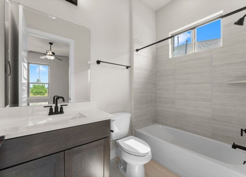 17-custom-DVA06227 17-custom-DVA06227