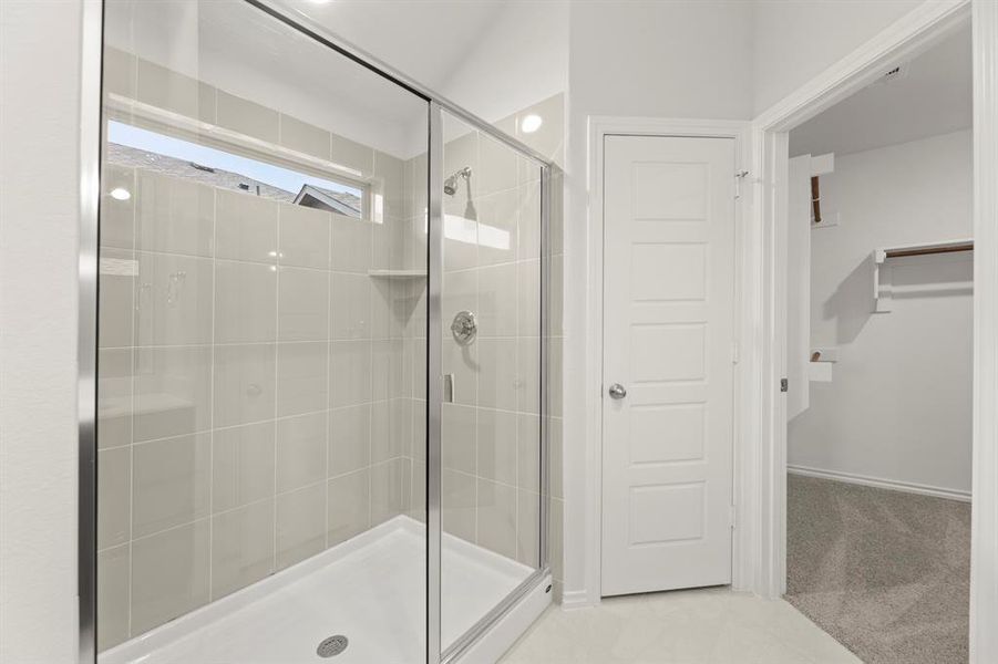 21. 3253 Mercer - Bath (2)