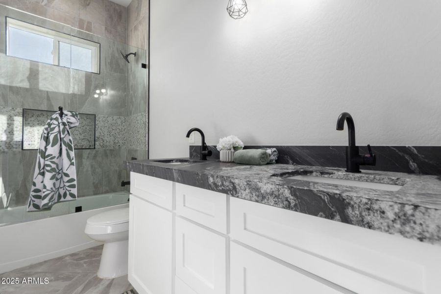 37 - Dunlap 37 - Dunlap