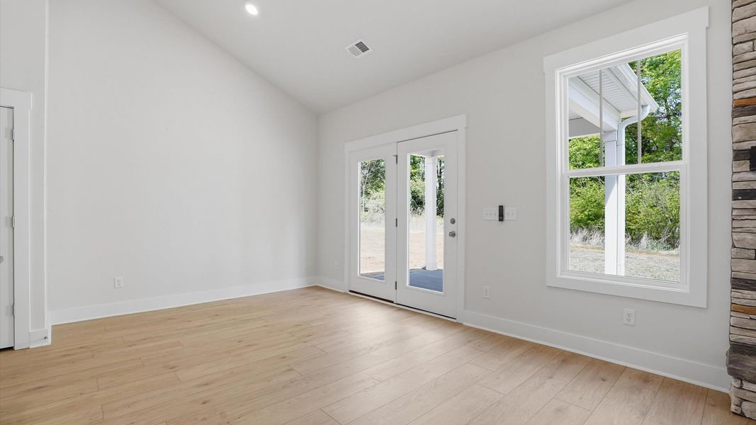 Functional and stylish breakfast area in our highly sought-after Pelham Crossing community