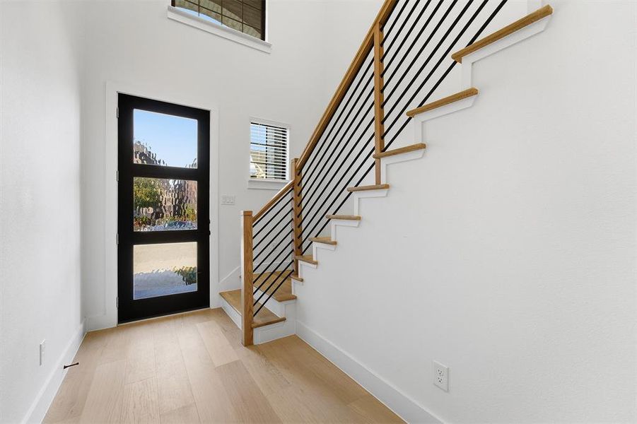 Spacious, unfurnished interior of a new home in Craig Ranch, McKinney (Image 14).