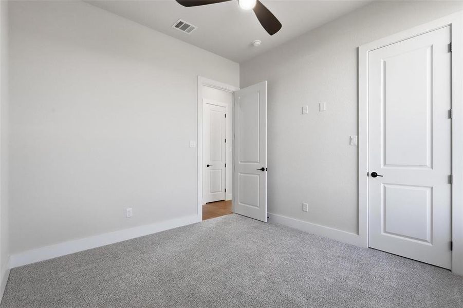 Spacious, unfurnished interior of a new home in Aledo Heights - Aledo ISD, Aledo (Image 25).