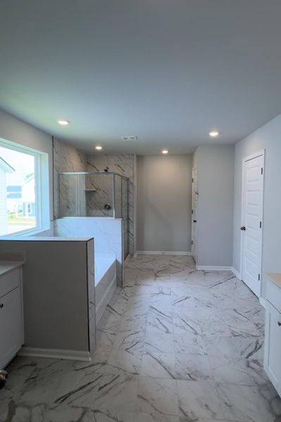 Spacious, unfurnished interior of a new home in Heron's Walk at Summers Corner: Arbor Collection, Summerville (Image 22).