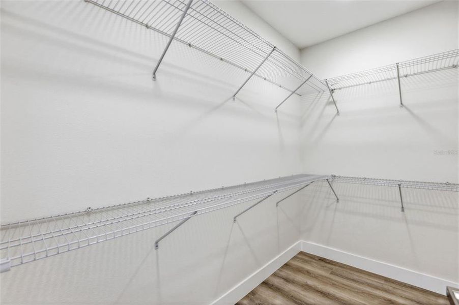 Spacious, unfurnished interior of a new home in , Leesburg (Image 19).